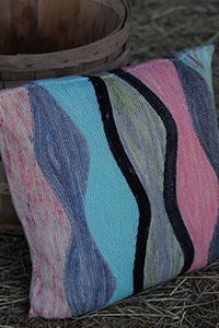 Koigu Pencil Box Collection 3.0 - Undulations Pillow - PDF DOWNLOAD