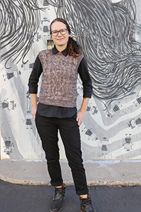 Madelinetosh Tosh Patterns - Clara Cables Vest - PDF DOWNLOAD