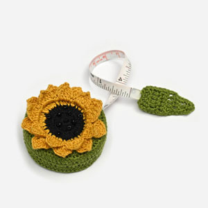 Lantern Moon Tape Measures - Happy Flower