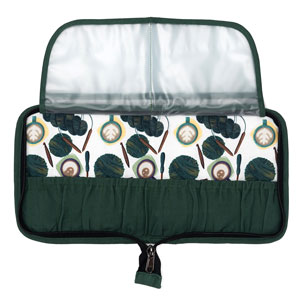 della Q Chicken Boots Interchangeable Needle Case - Coffee and Yarn Green