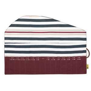 della Q Crochet Roll - 168-2 - *Linen - Wine