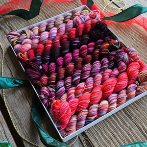 Koigu Pencil Box - Wrapped in Ribbons