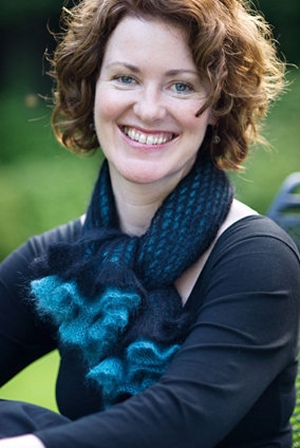 Churchmouse Classics Patterns - Two-Way Ruffled Scarf Pattern